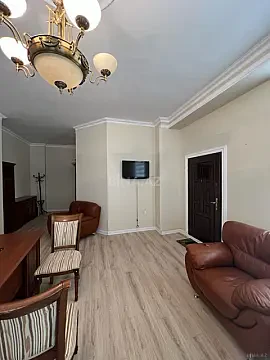 Kirayə verilir 3 otaqlı ofis 110 m²