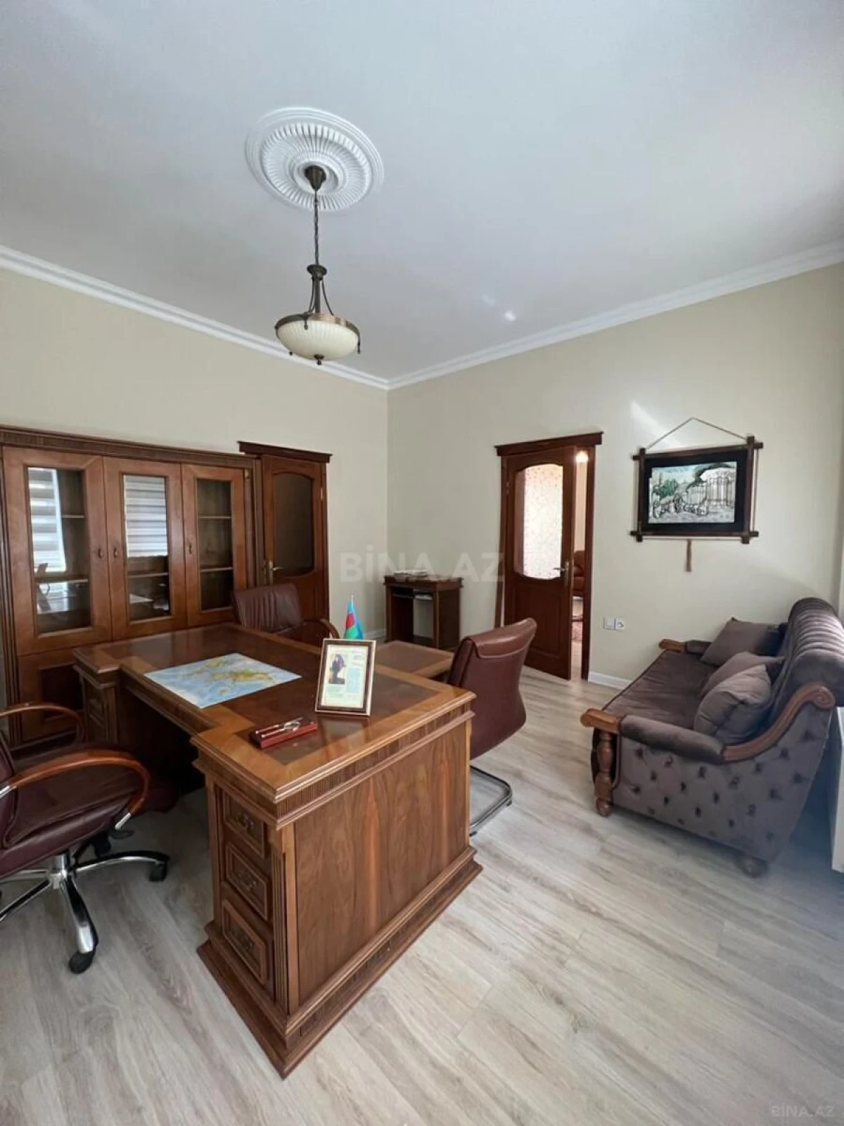Kirayə verilir 3 otaqlı ofis 110 m²