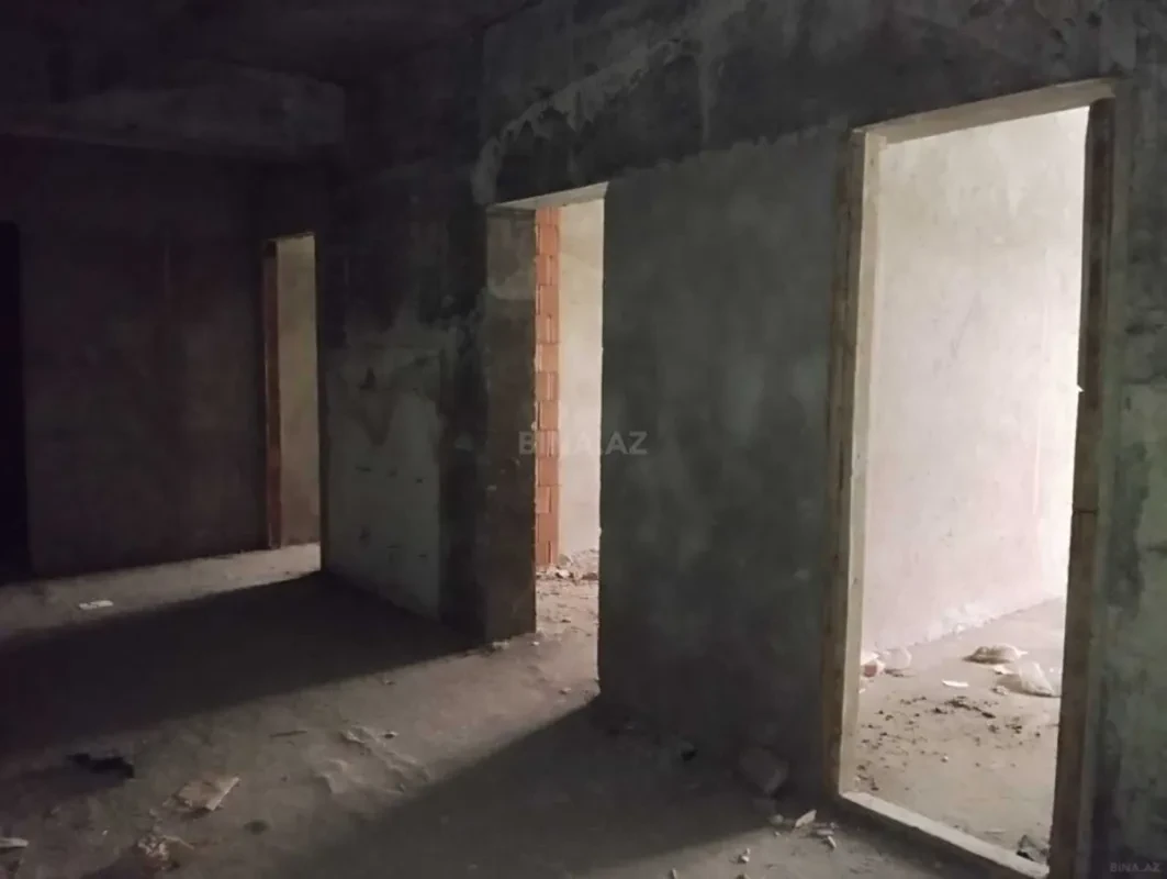 Satılır 2 otaqlı mənzil 106 m²