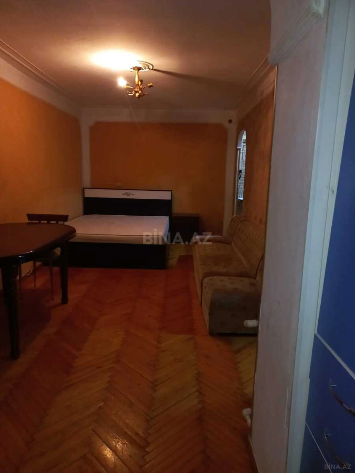 Kirayə verilir 2 otaqlı mənzil 45 m²