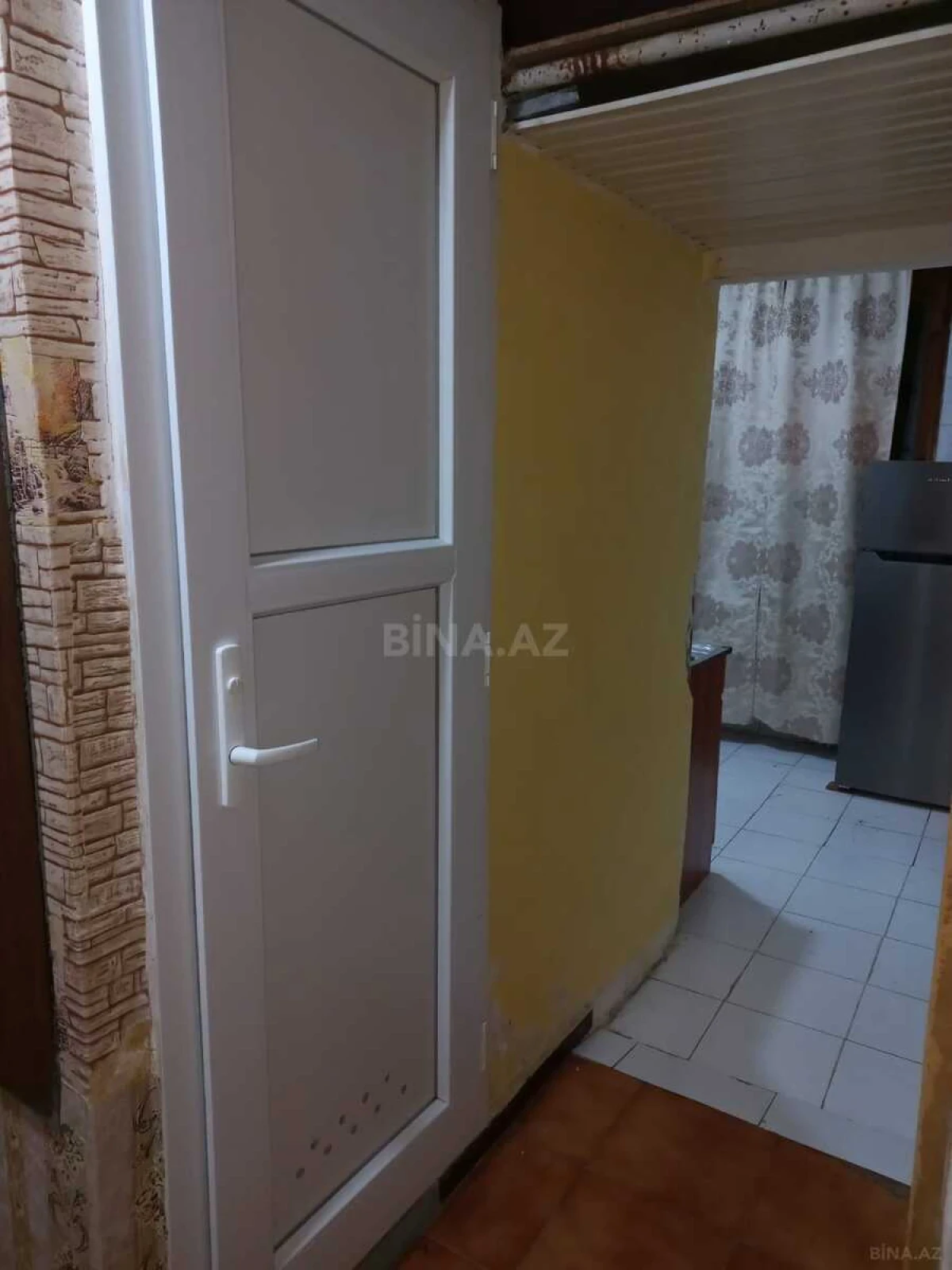 Kirayə verilir 2 otaqlı mənzil 45 m²