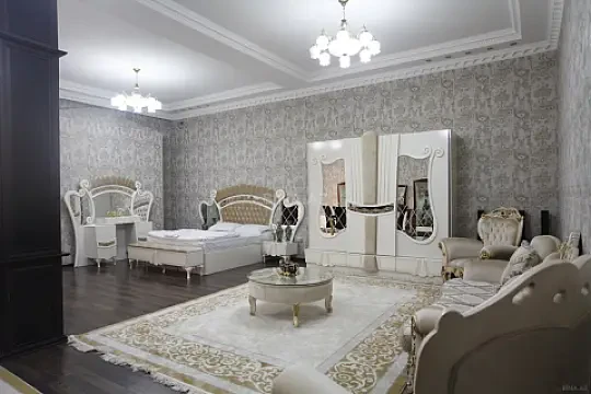 Satılır 5 otaqlı həyət evi 800 m²