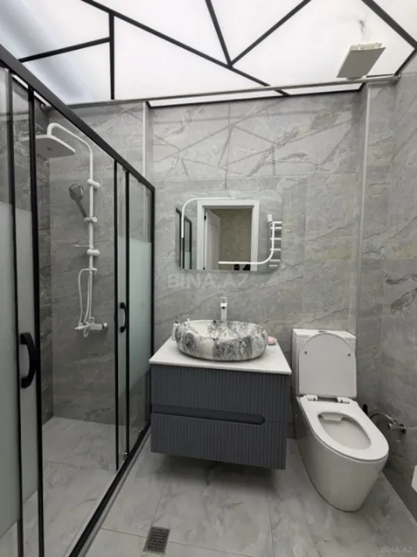 Kirayə verilir 2 otaqlı mənzil 65 m²