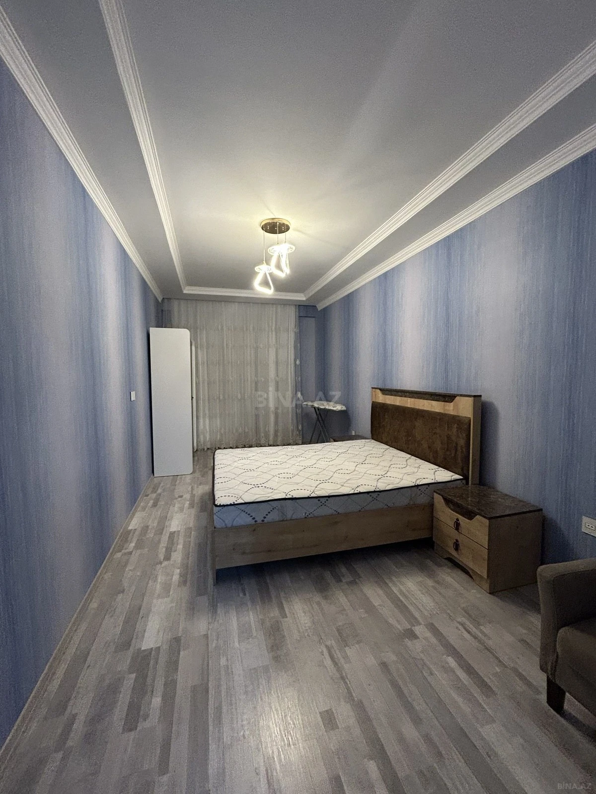 Kirayə verilir 2 otaqlı mənzil 84 m²
