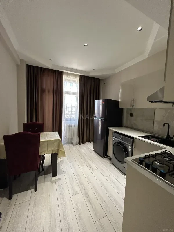Kirayə verilir 2 otaqlı mənzil 60 m²