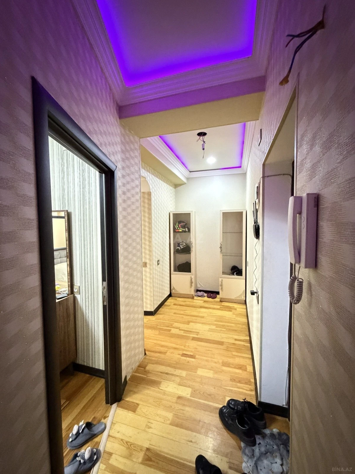 Satılır 2 otaqlı mənzil 62 m²