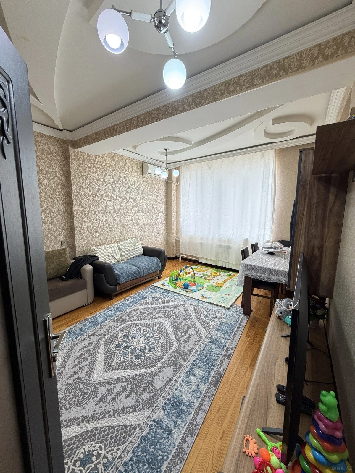 Satılır 2 otaqlı mənzil 62 m²