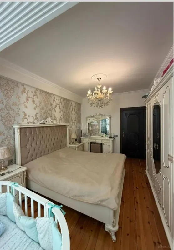 Satılır 2 otaqlı mənzil 73.5 m²