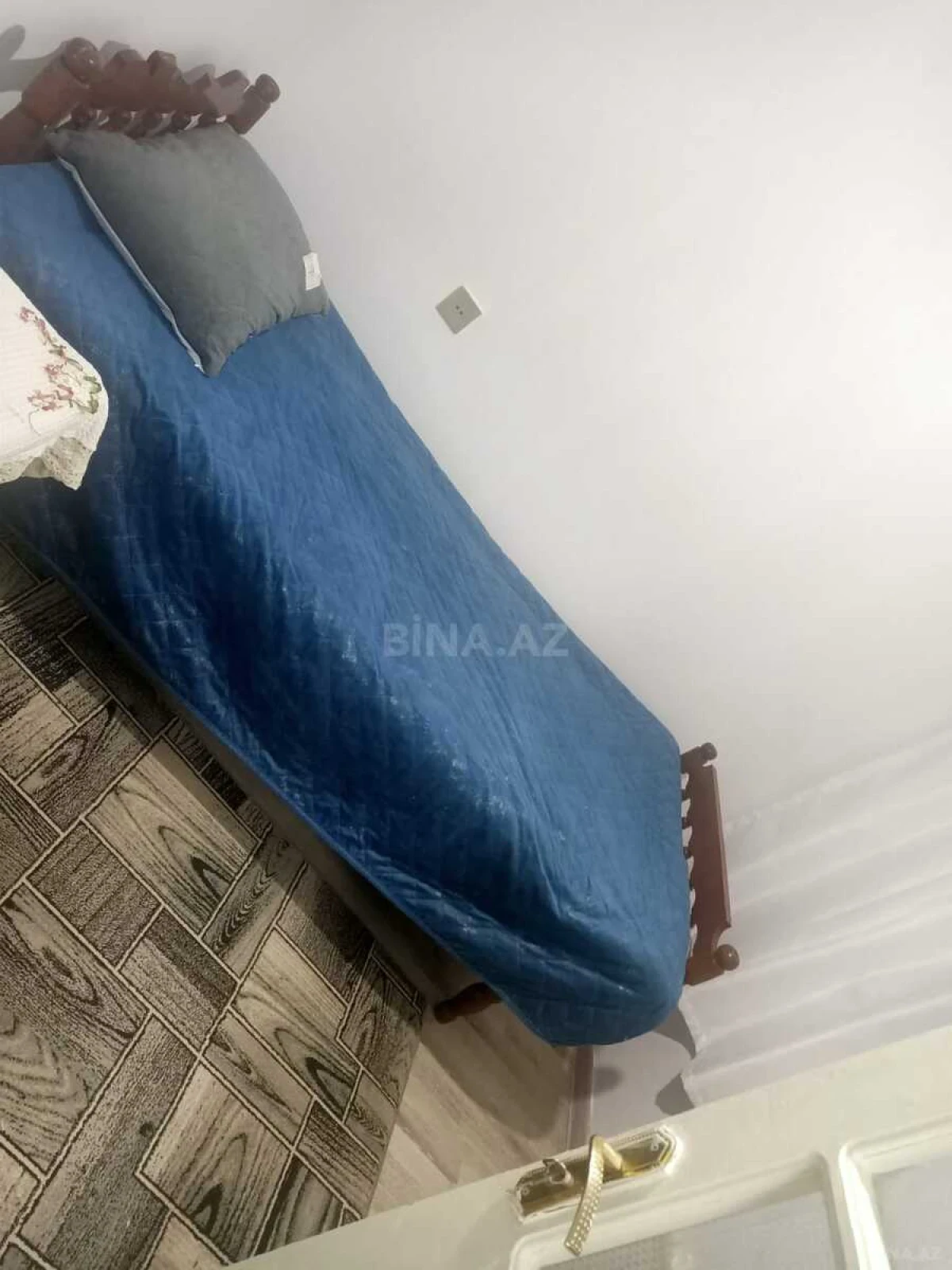 Satılır 3 otaqlı mənzil 50 m²