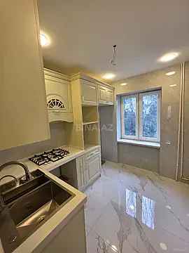 Satılır 3 otaqlı mənzil 75 m²