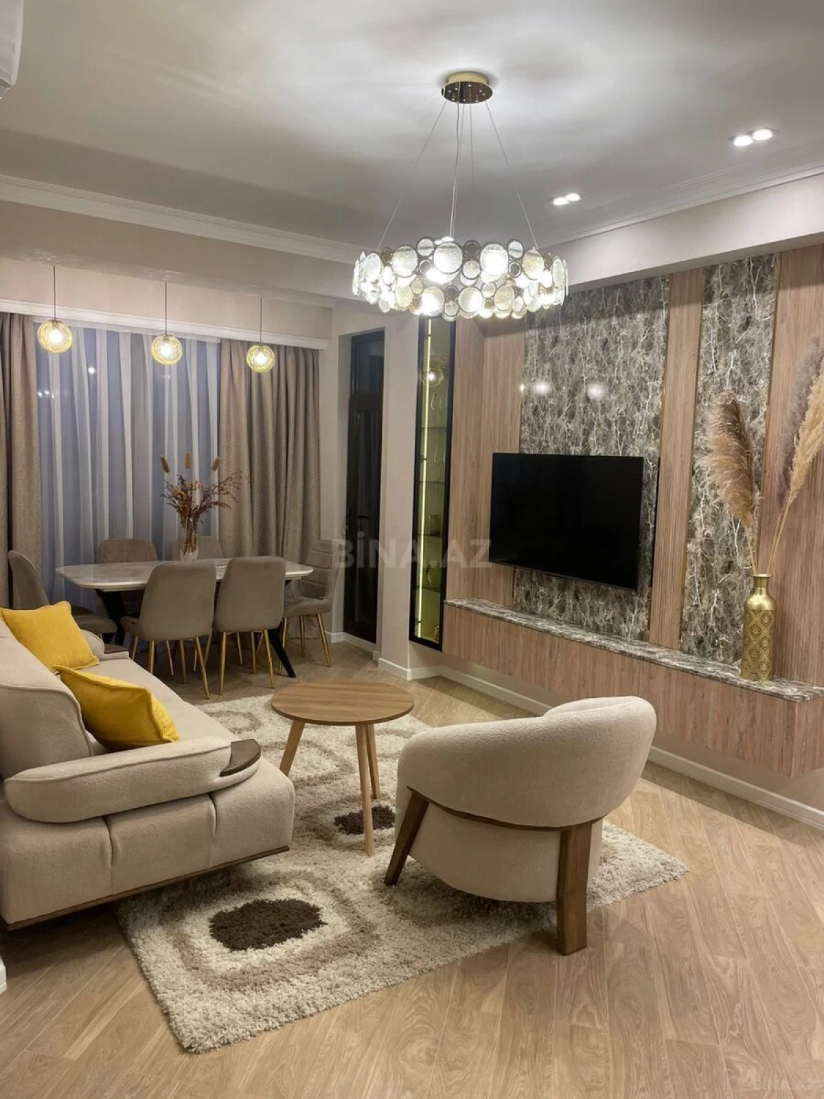 Kirayə verilir 3 otaqlı mənzil 106 m²