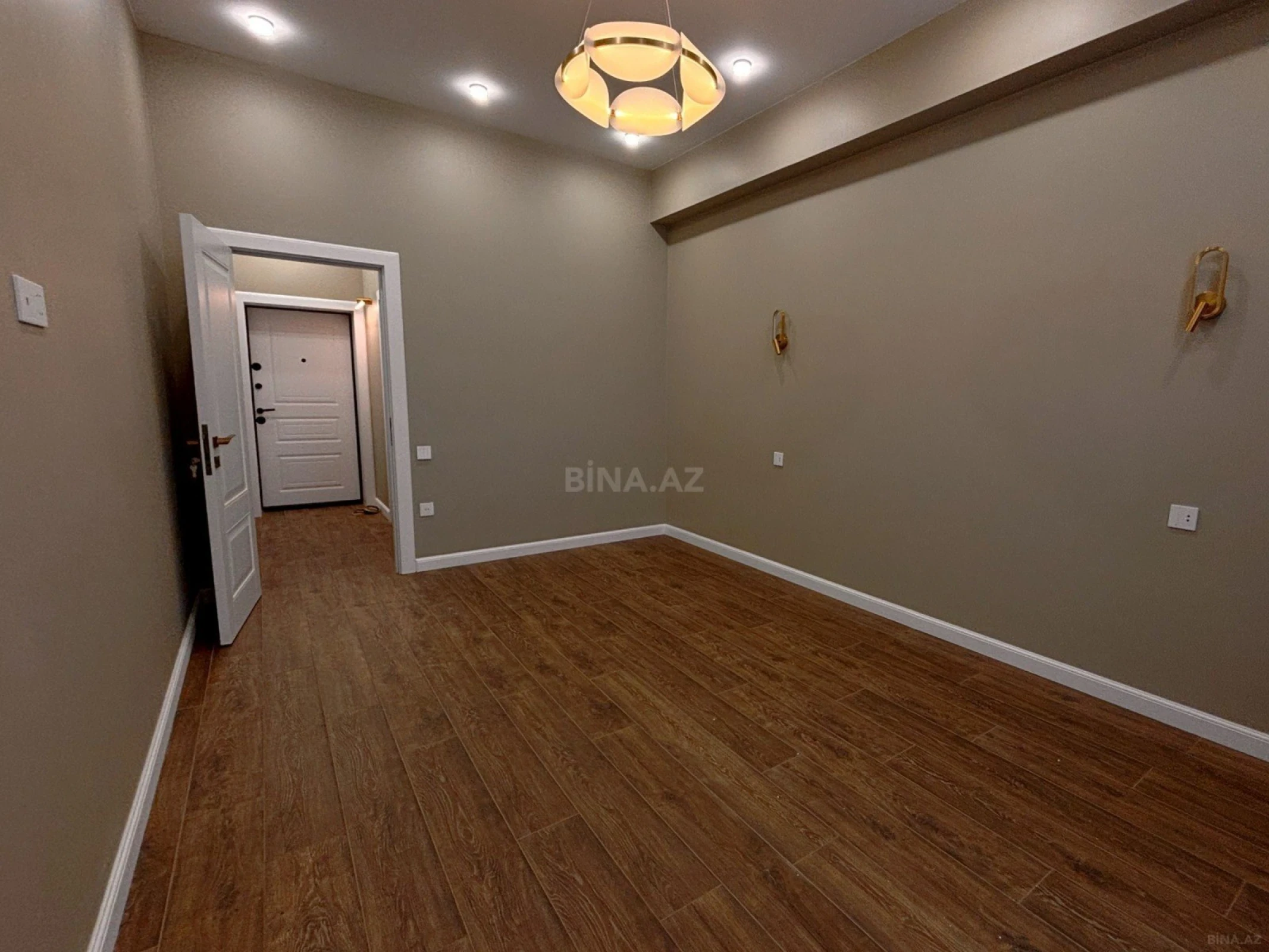 Satılır 2 otaqlı mənzil 64.5 m²
