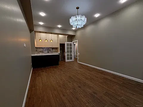 Satılır 2 otaqlı mənzil 64.5 m²