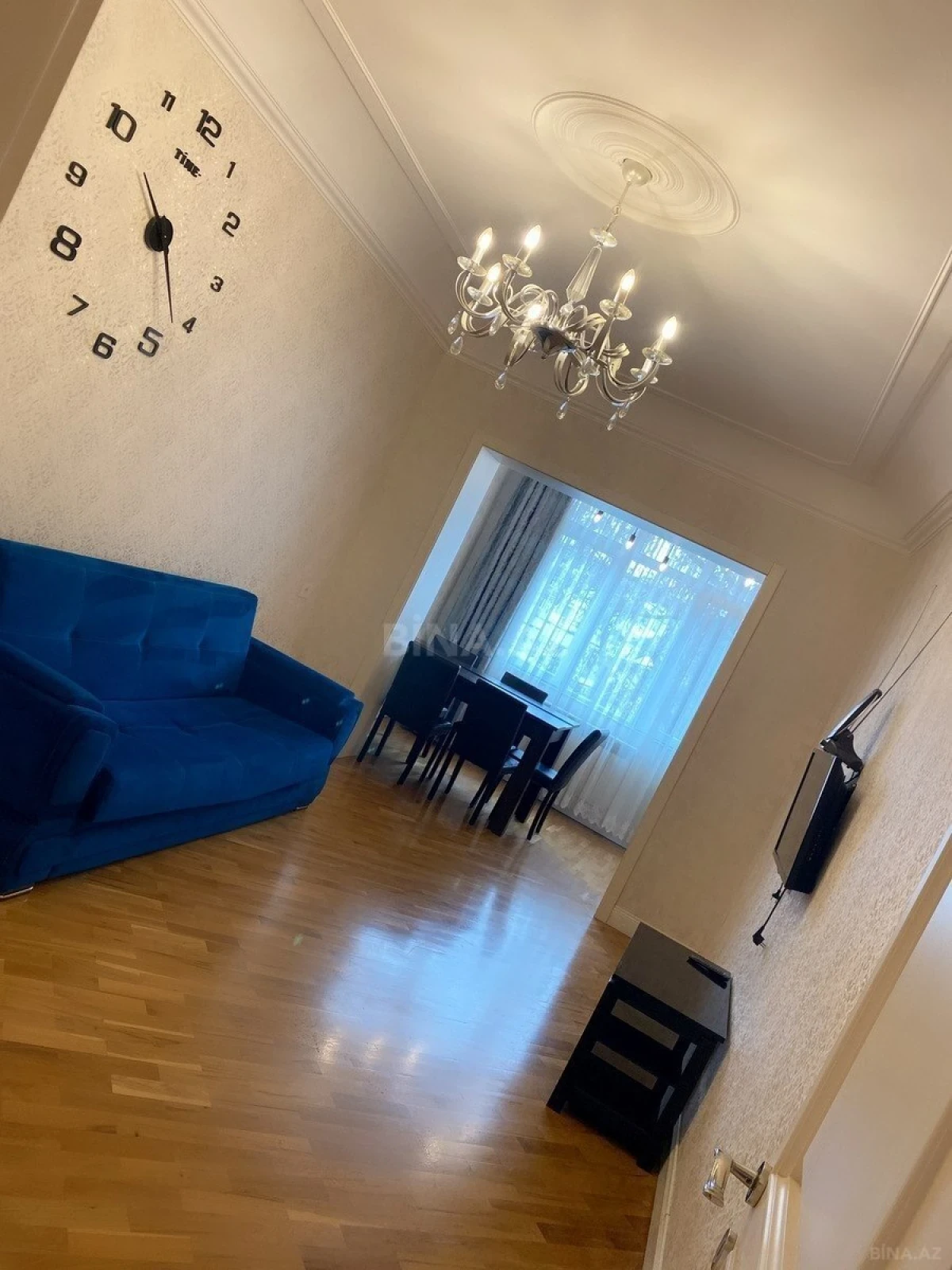Kirayə verilir 2 otaqlı mənzil 60 m²