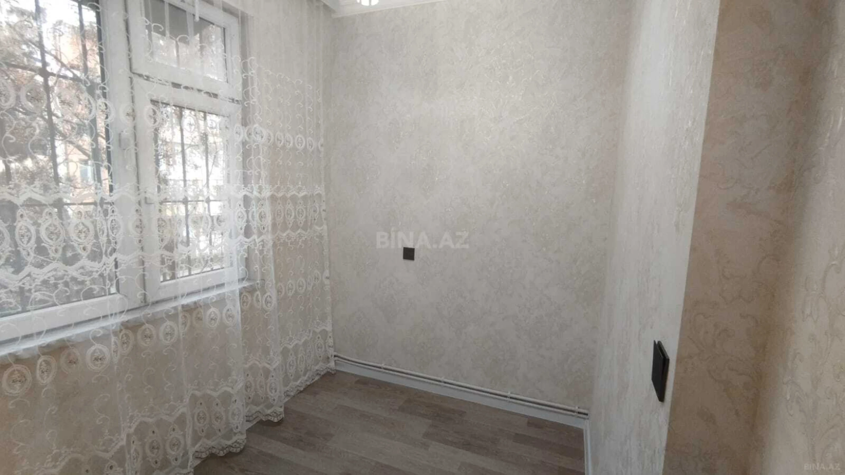 Satılır 1 otaqlı mənzil 35 m²