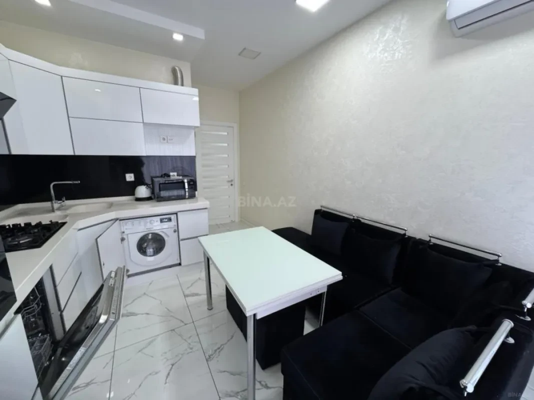 Kirayə verilir 3 otaqlı mənzil 120 m²