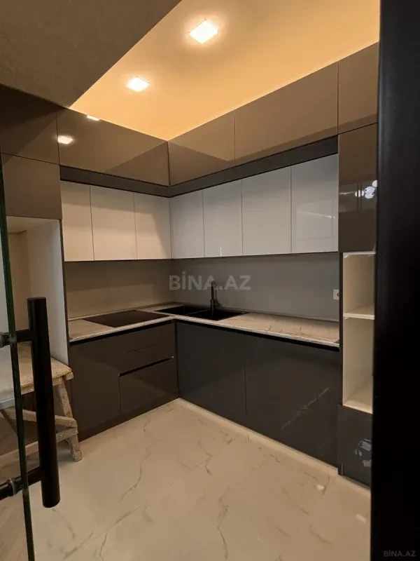 Satılır 2 otaqlı mənzil 64.5 m²