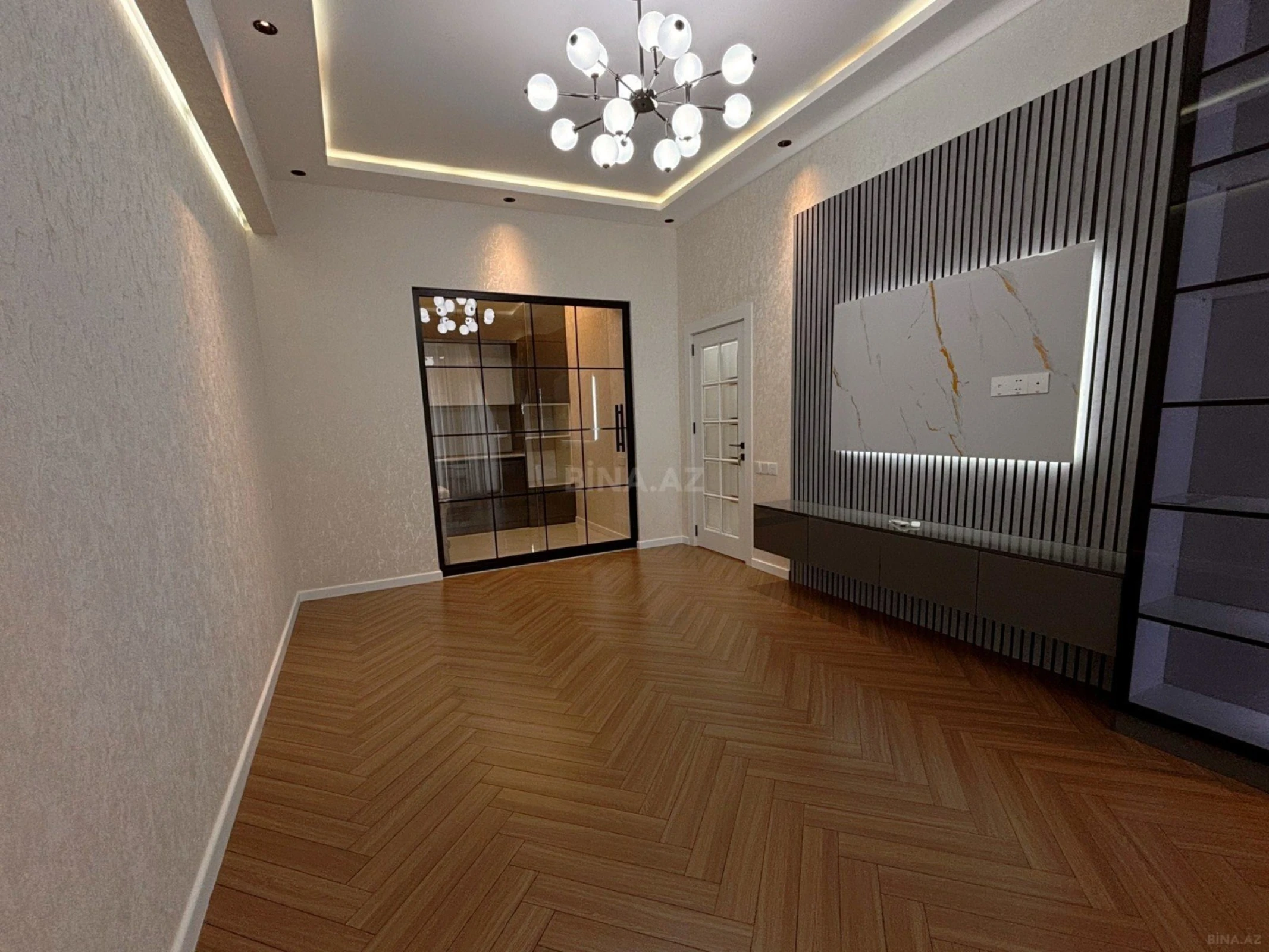 Satılır 2 otaqlı mənzil 64.5 m²