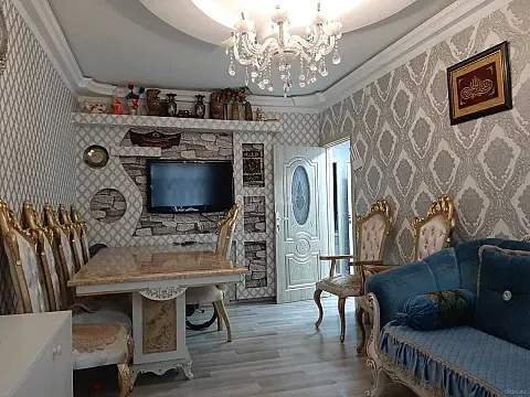 Satılır 2 otaqlı mənzil 65 m²