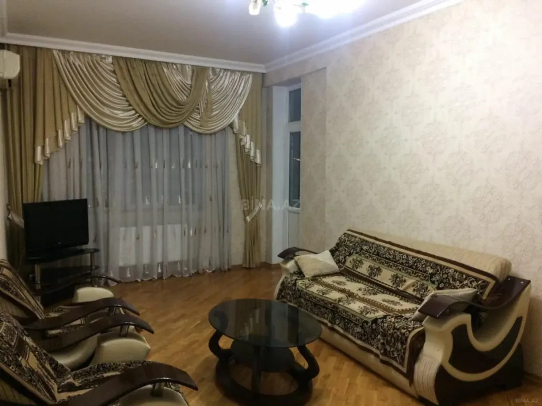 Kirayə verilir 3 otaqlı mənzil 85 m²
