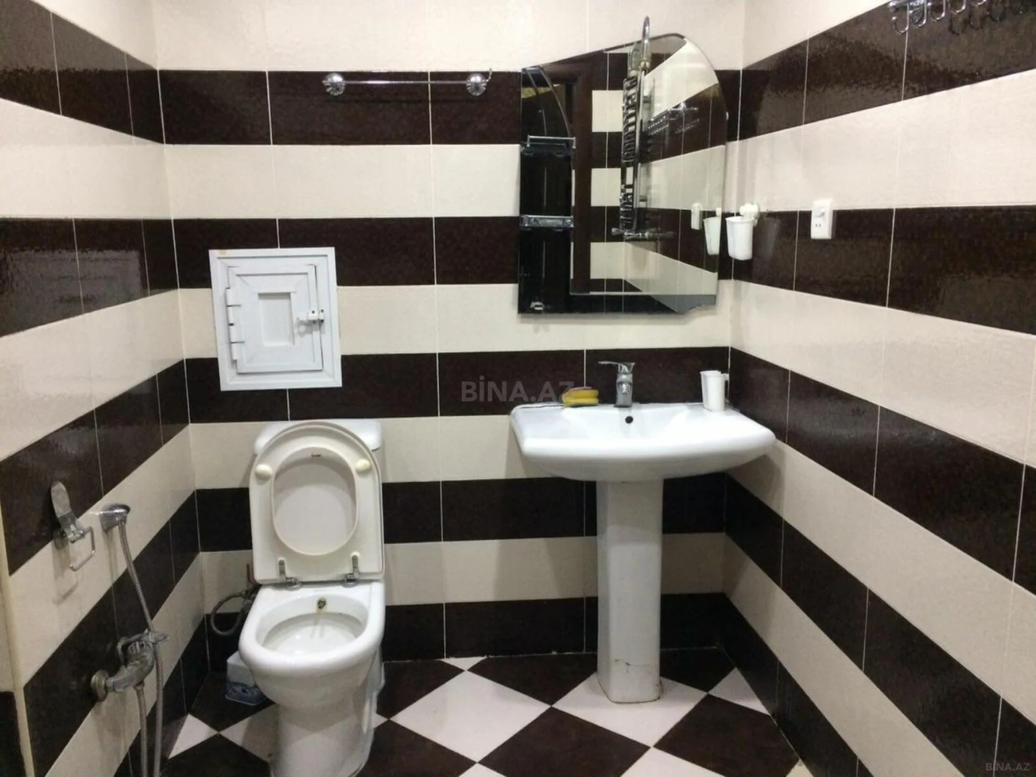 Kirayə verilir 3 otaqlı mənzil 85 m²