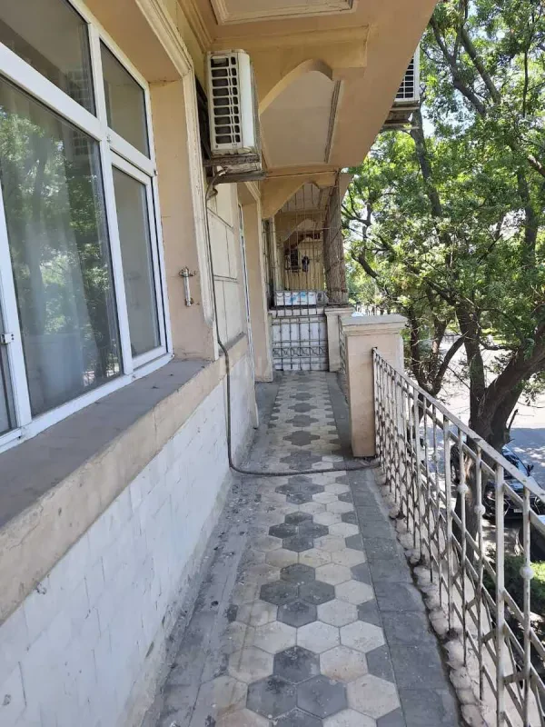 Kirayə verilir 4 otaqlı mənzil 100 m²