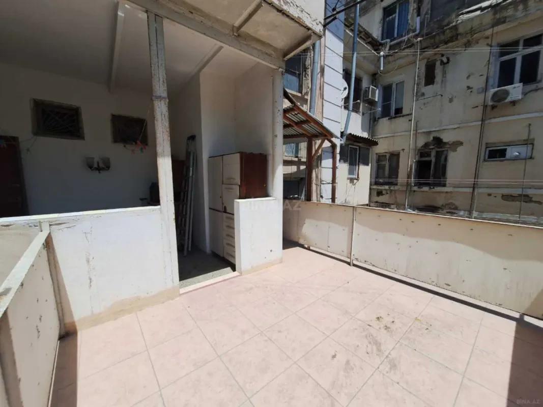 Kirayə verilir 4 otaqlı mənzil 100 m²