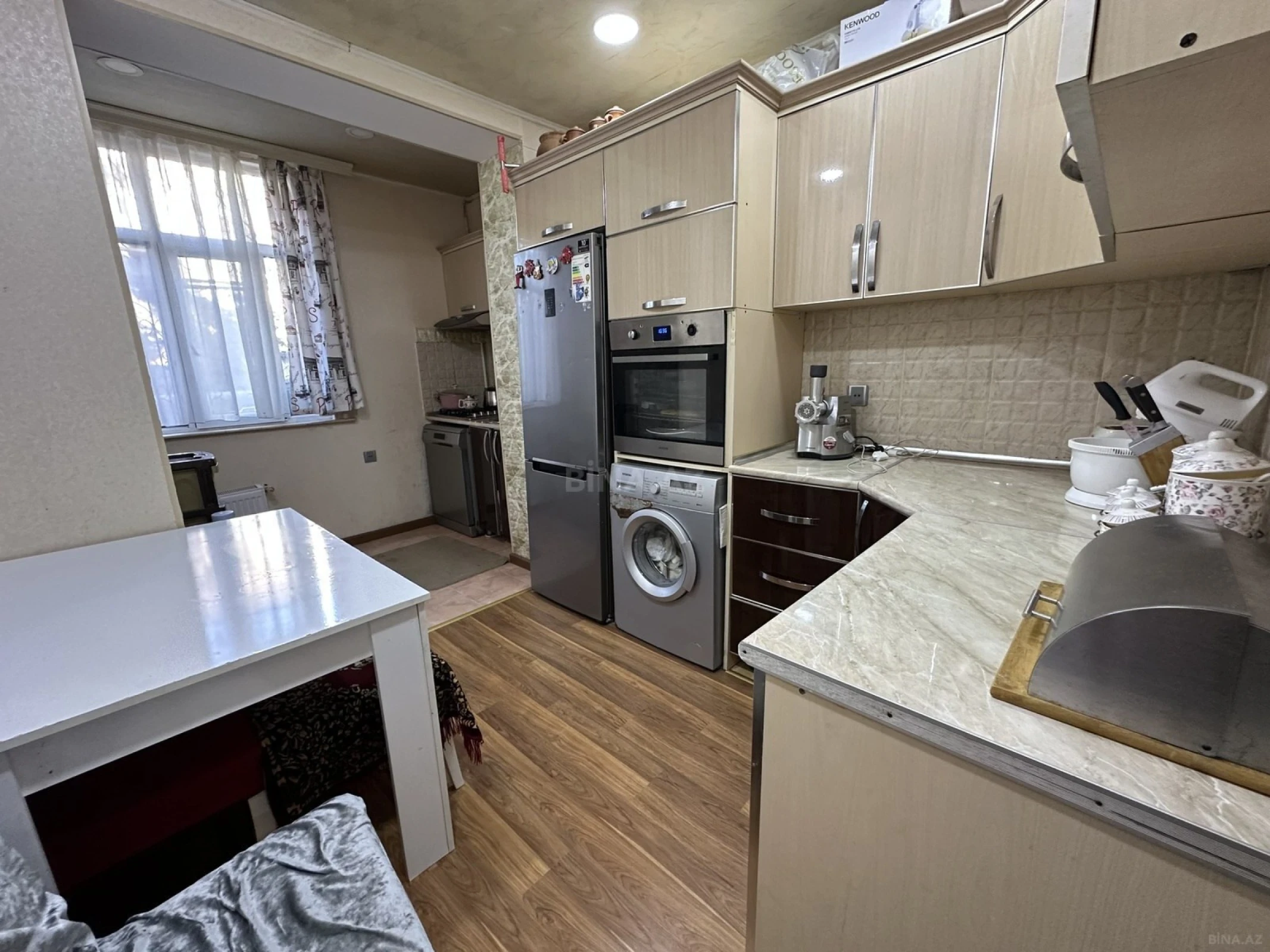 Satılır 2 otaqlı mənzil 65 m²