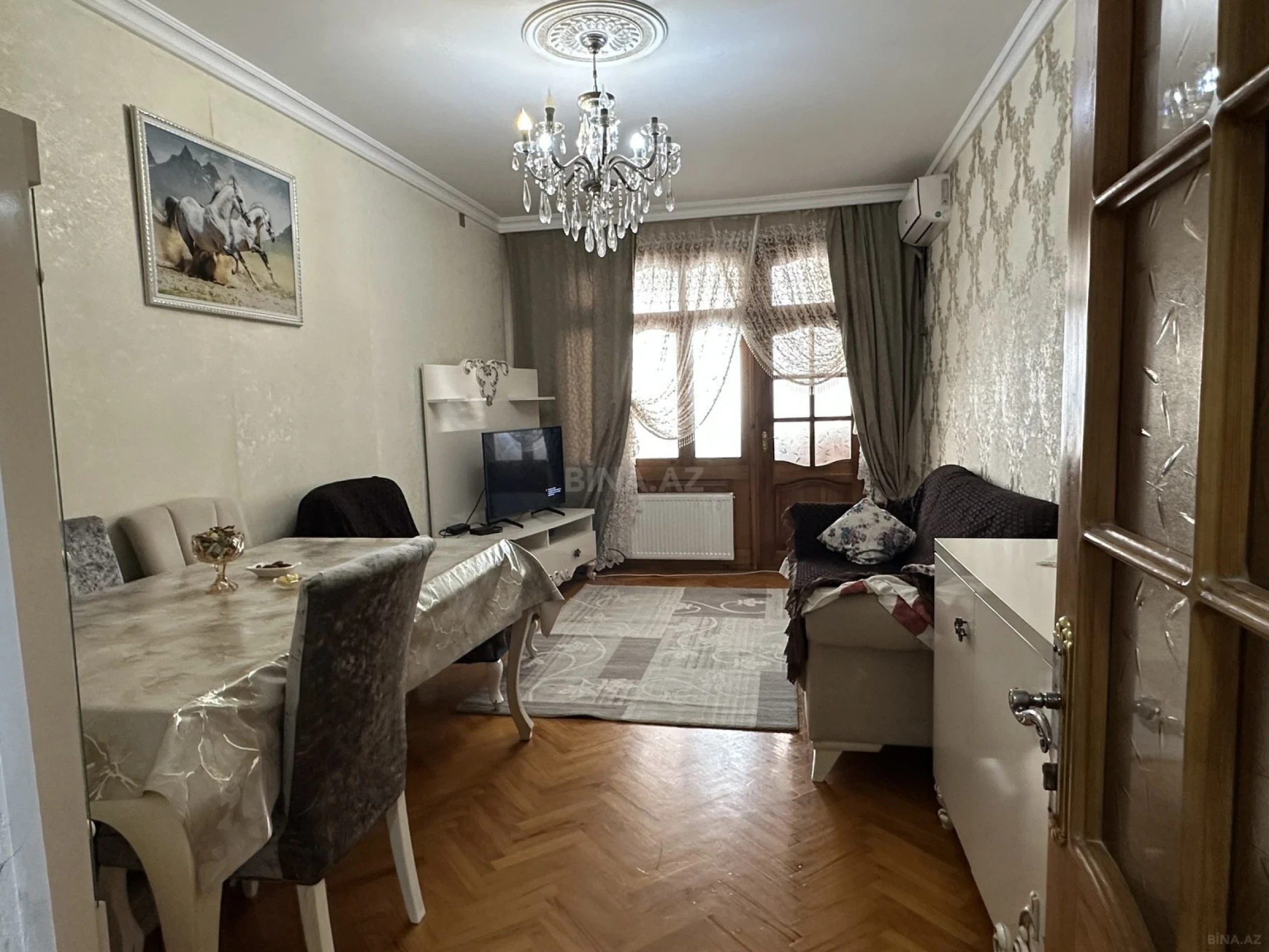 Satılır 2 otaqlı mənzil 65 m²