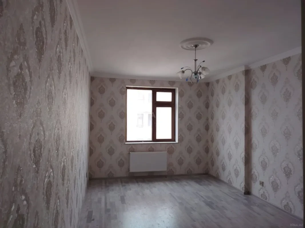 Satılır 3 otaqlı mənzil 102 m²
