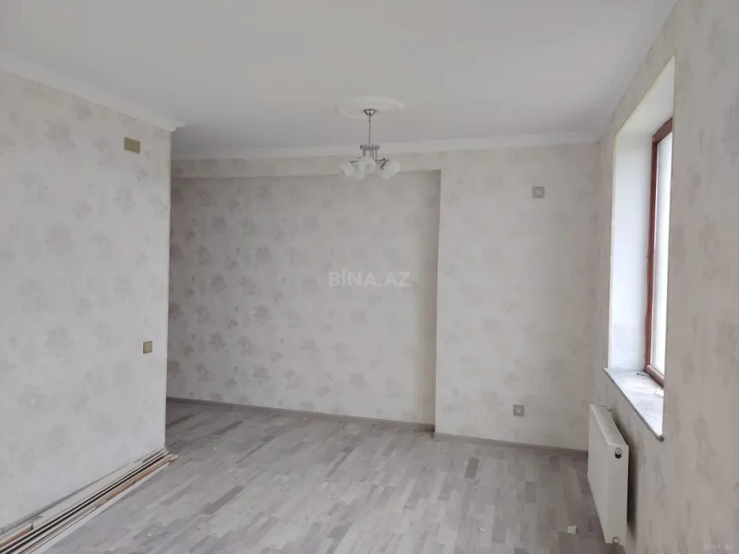 Satılır 3 otaqlı mənzil 102 m²