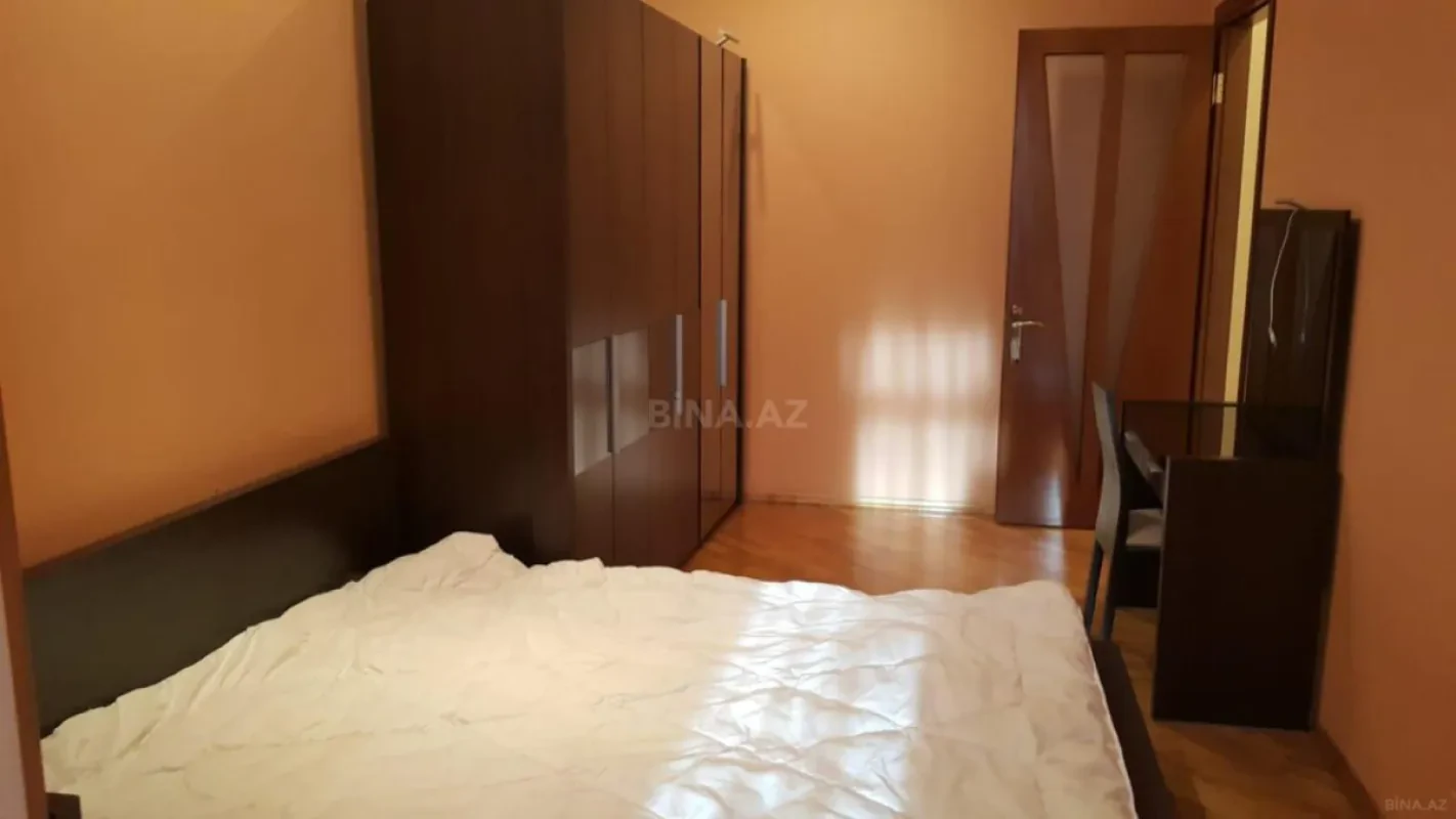 Kirayə verilir 3 otaqlı mənzil 100 m²