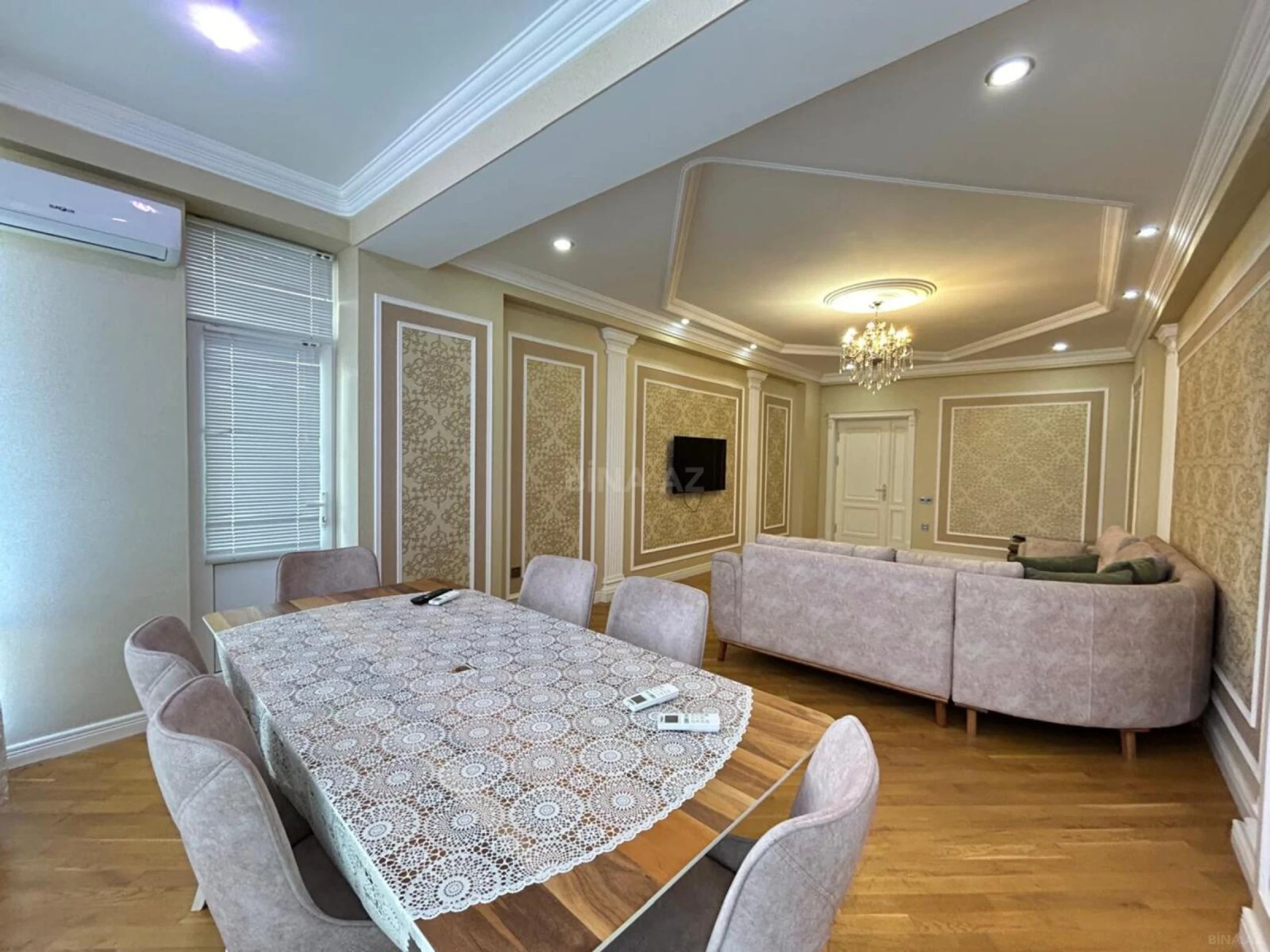 Kirayə verilir 3 otaqlı mənzil 170 m²
