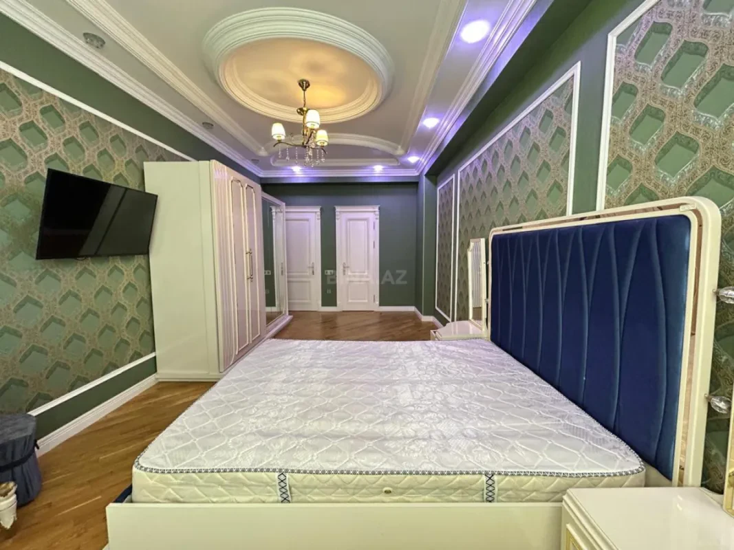 Kirayə verilir 3 otaqlı mənzil 170 m²