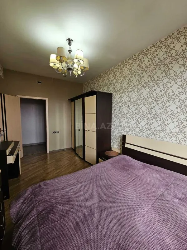 Satılır 2 otaqlı mənzil 85 m²