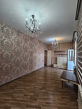 Satılır 2 otaqlı mənzil 85 m²