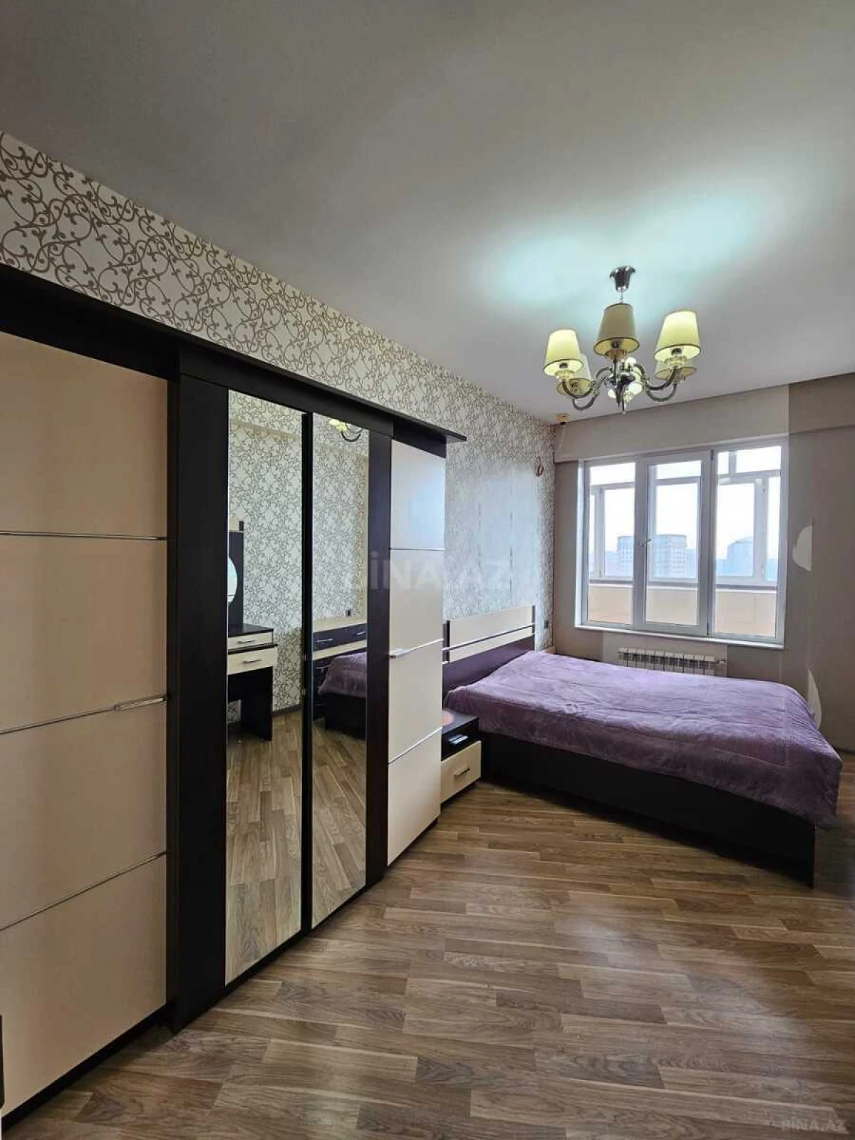 Satılır 2 otaqlı mənzil 85 m²