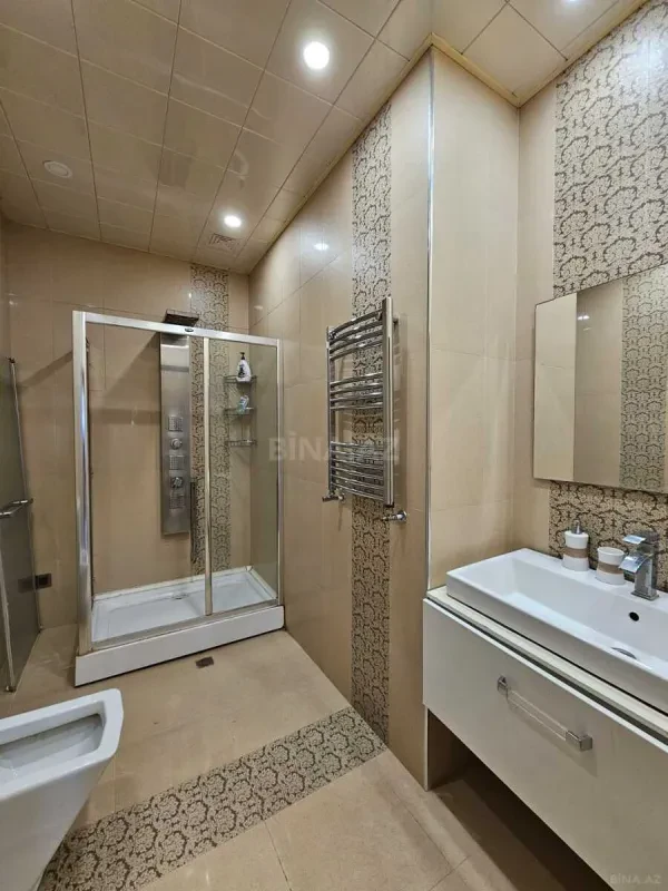 Satılır 2 otaqlı mənzil 85 m²
