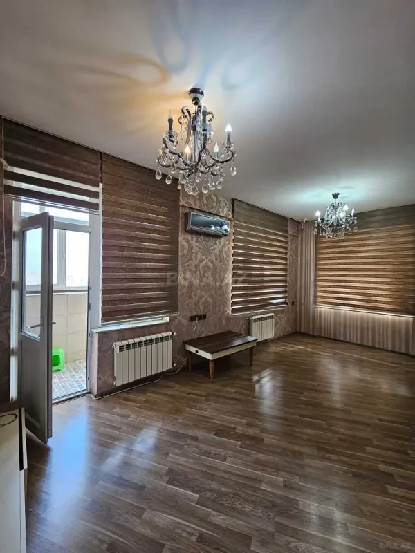 Satılır 2 otaqlı mənzil 85 m²