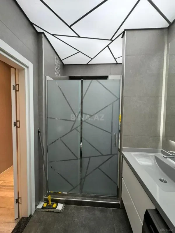 Satılır 3 otaqlı mənzil 119 m²