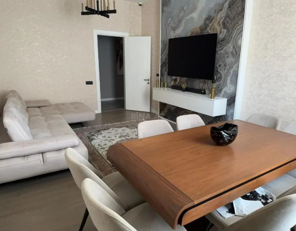 Satılır 3 otaqlı mənzil 119 m²