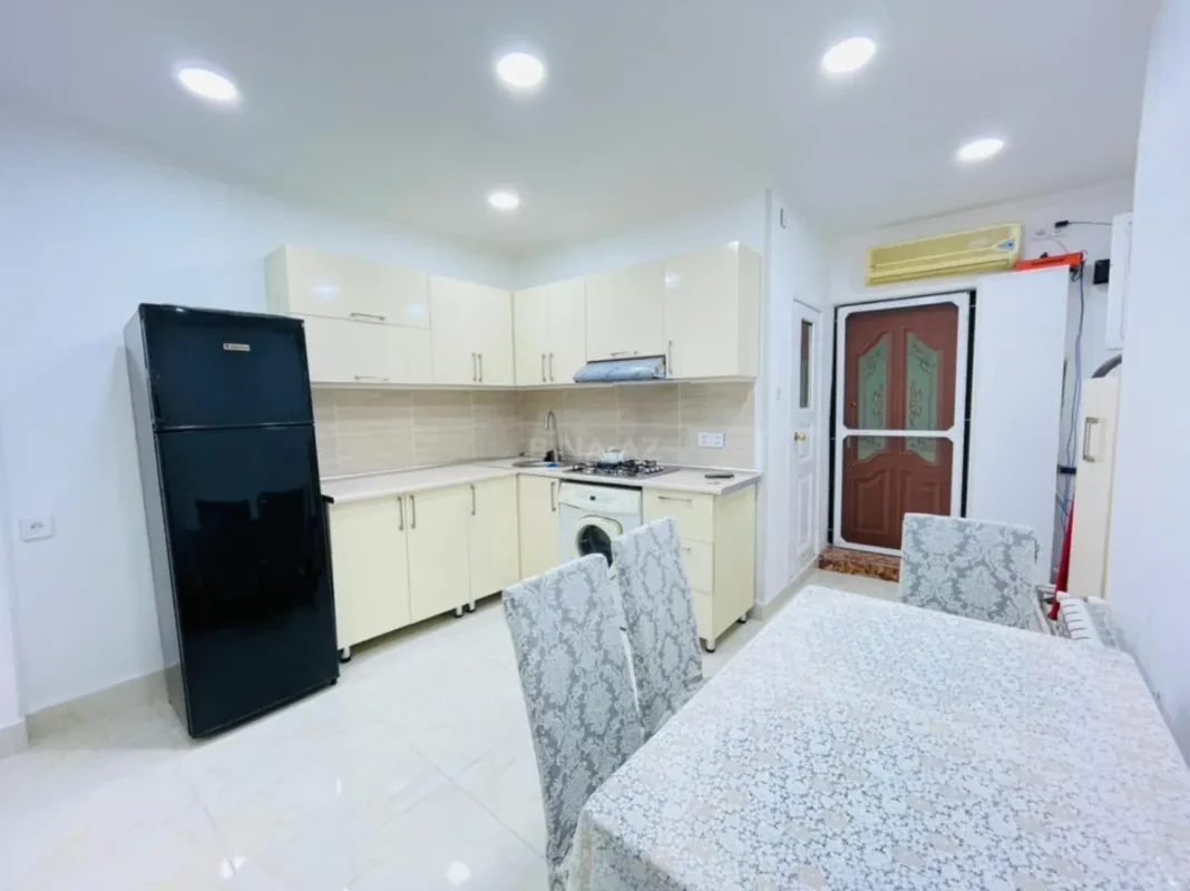 Kirayə verilir 2 otaqlı mənzil 50 m²