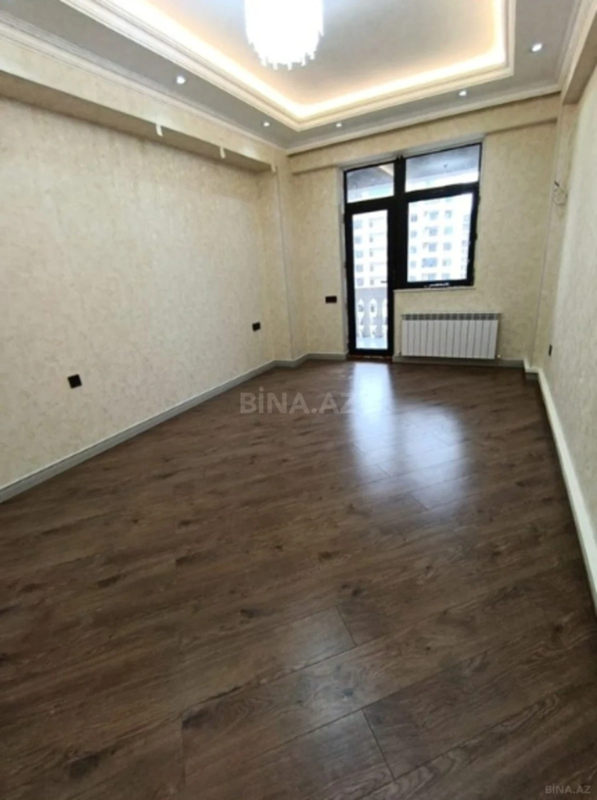Kirayə verilir 2 otaqlı mənzil 74 m²