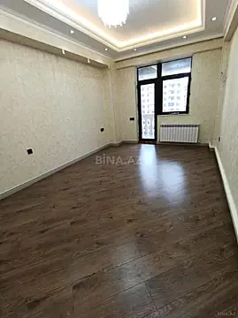 Kirayə verilir 2 otaqlı mənzil 74 m²