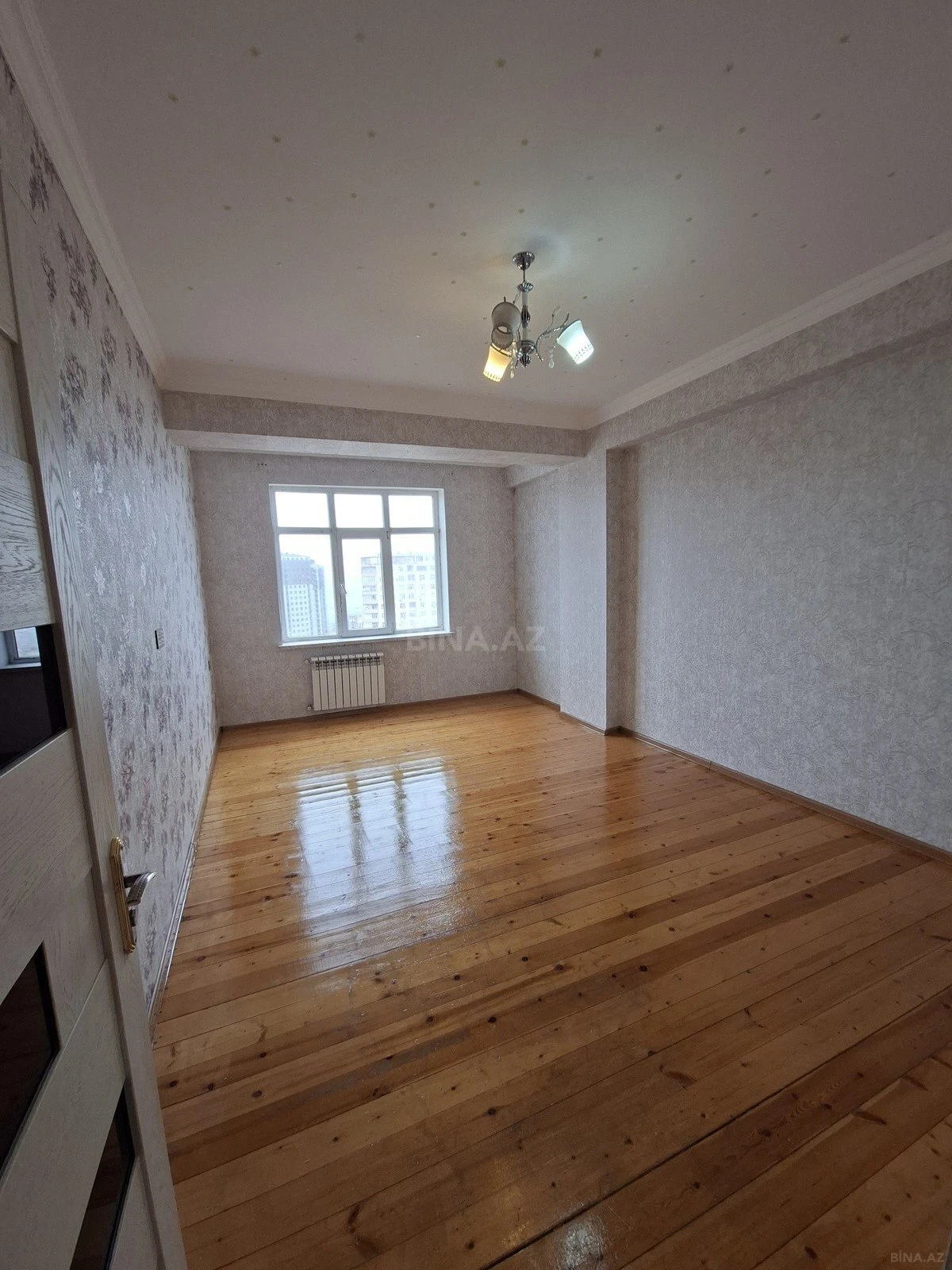 Kirayə verilir 3 otaqlı mənzil 120 m²