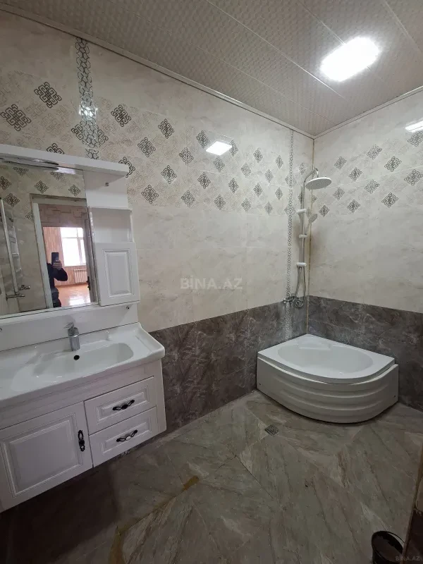 Kirayə verilir 3 otaqlı mənzil 120 m²