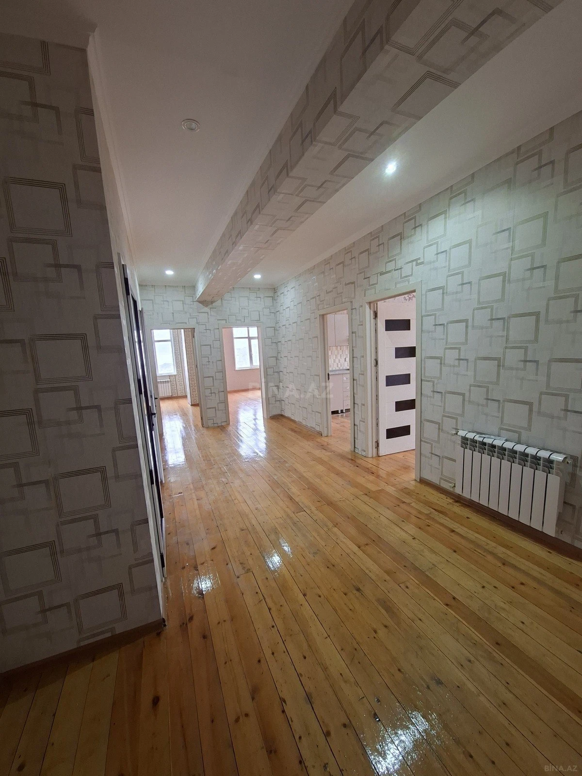 Kirayə verilir 3 otaqlı mənzil 120 m²