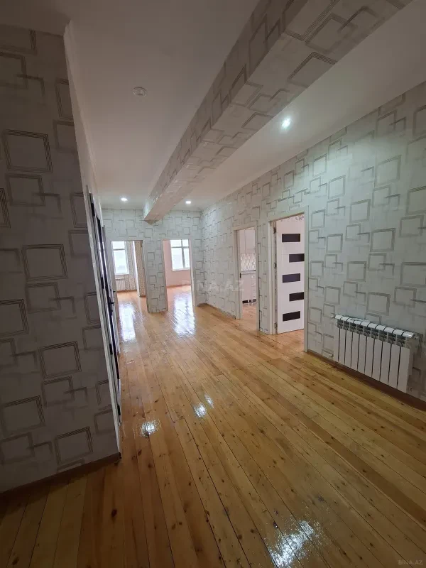 Kirayə verilir 3 otaqlı mənzil 120 m²