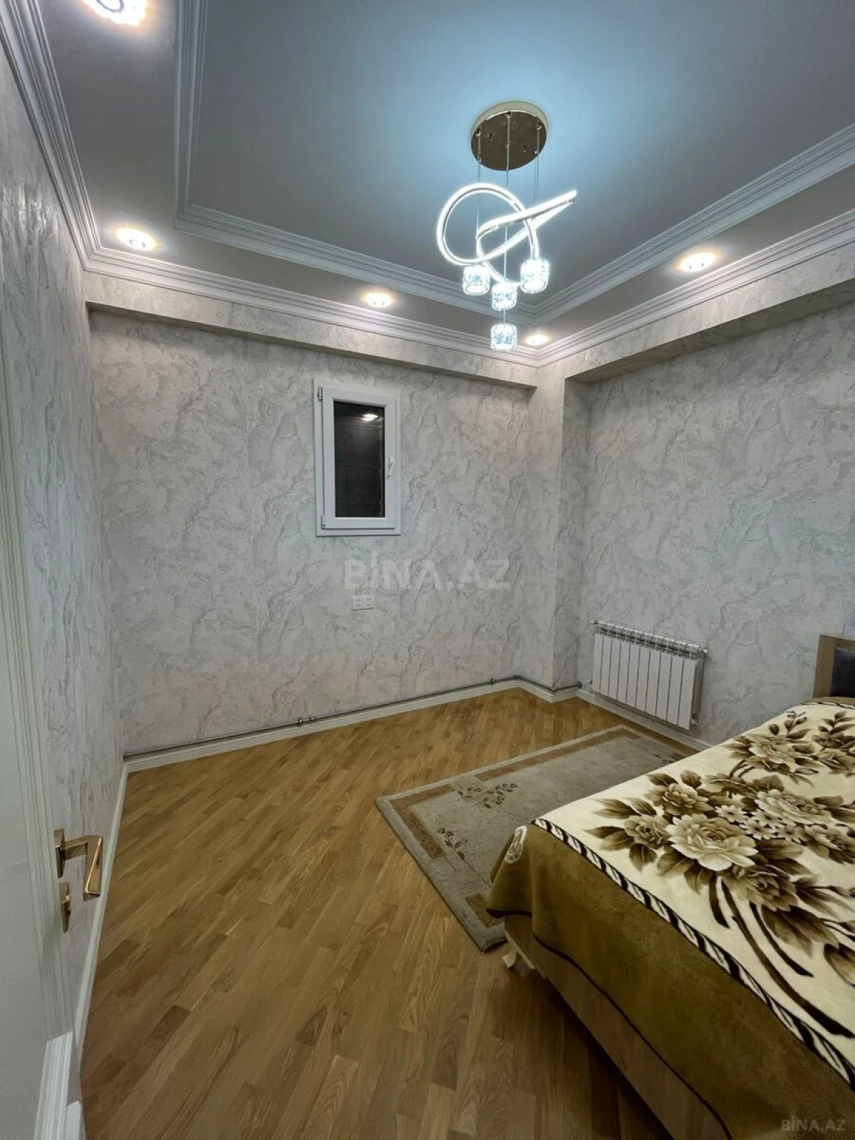 Kirayə verilir 3 otaqlı mənzil 102 m²