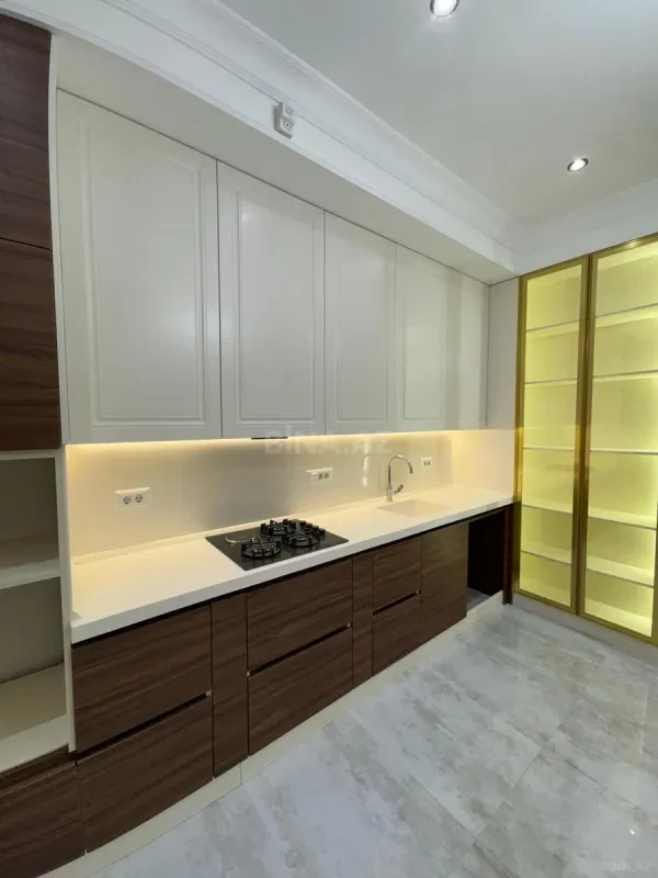 Satılır 2 otaqlı mənzil 98 m²